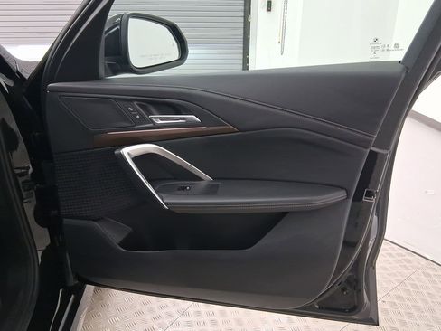 Used 2025 BMW X1 xDrive28i image 32