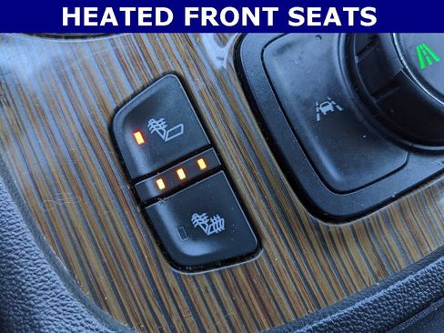 Used 2023 GMC Acadia SLE w/ Driver Convenience Package image 5