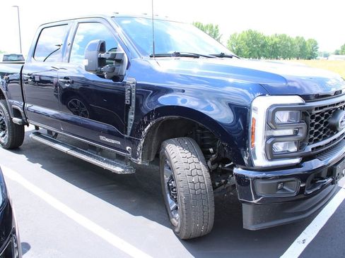Used 2024 Ford F250 Lariat w/ Sport Appearance Package AWD/4WD image 2