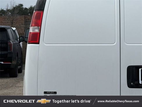 New 2024 Chevrolet Express 3500 WT w/ Driver Convenience Package image 9