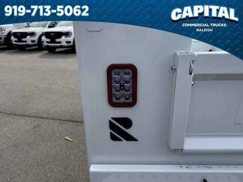 New 2026 Ford F250 XL w/ XL Chrome Package RWD image 17