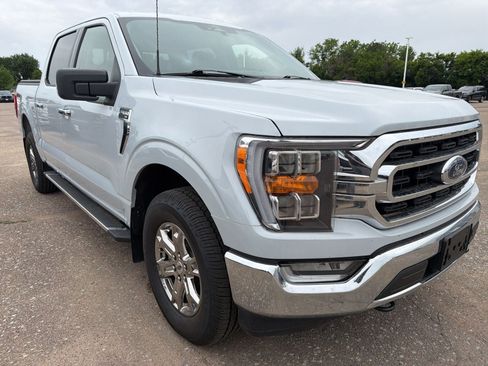 Used 2022 Ford F150 XLT w/ Equipment Group 302A High AWD/4WD image 11