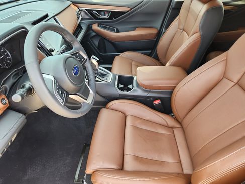 Used 2025 Subaru Outback Touring XT image 15