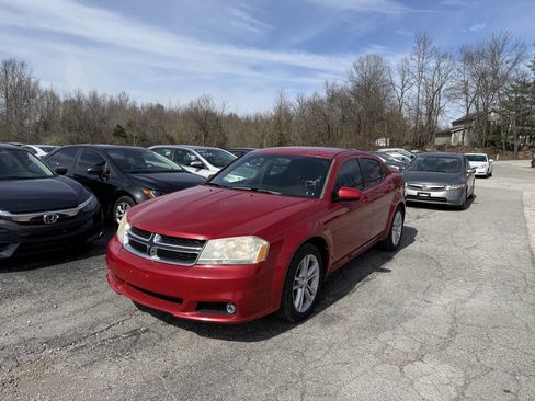 Used 2011 Dodge Avenger Heat image 2