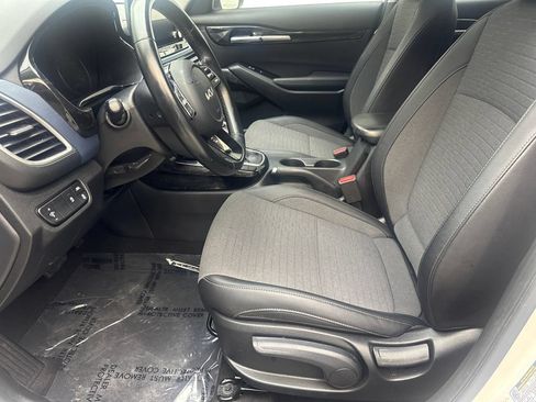 Used 2023 Kia Seltos S FWD image 26