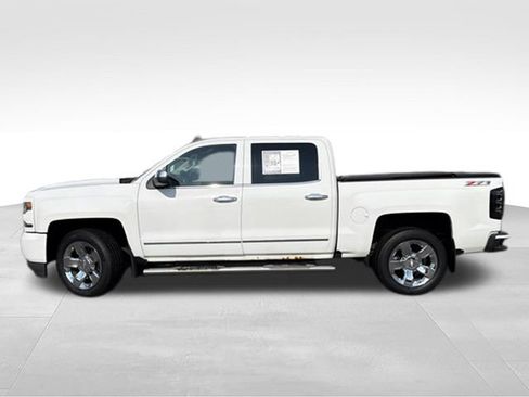 Used 2016 Chevrolet Silverado 1500 LTZ Z71 w/ LTZ Plus Package AWD/4WD image 2