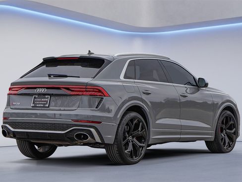 Used 2023 Audi RS Q8 image 5