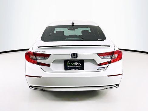 Used 2022 Honda Accord Sport image 7