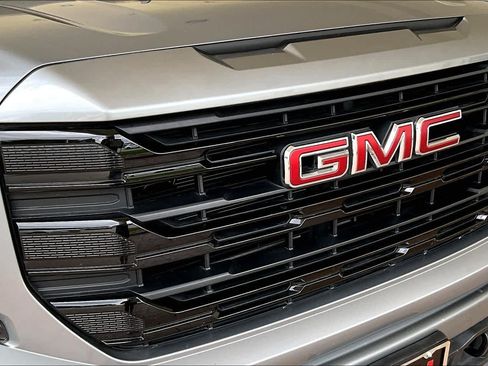 Used 2026 GMC Sierra 1500 Elevation AWD/4WD image 28