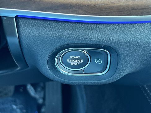 Certified 2026 Mercedes-Benz GLE 350 4MATIC image 25