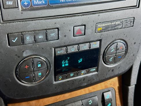 Used 2012 Buick Enclave Leather image 23