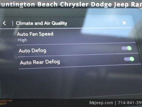 Used 2023 Chevrolet Malibu LT image 28