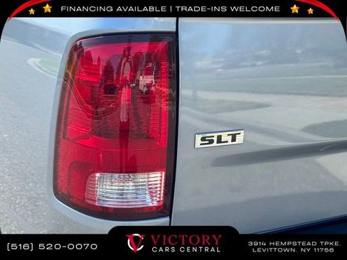Used 2024 RAM 1500 Classic SLT image 9