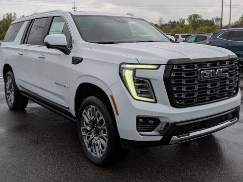 New 2026 GMC Yukon XL Denali Ultimate AWD/4WD image 4