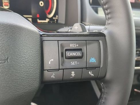 Certified 2025 Nissan Rogue SL w/ Tech Package FWD image 26