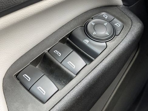 Used 2023 Chevrolet Equinox LS w/ LS Convenience Package FWD image 28