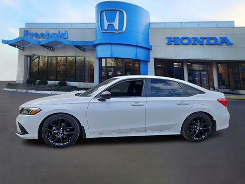 Certified 2024 Honda Civic Sport image 4