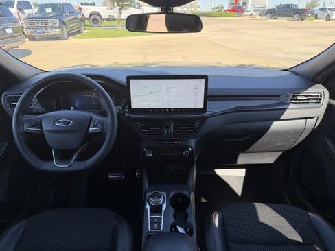 Certified 2023 Ford Escape ST-Line w/ Tech Pack #1 image 21