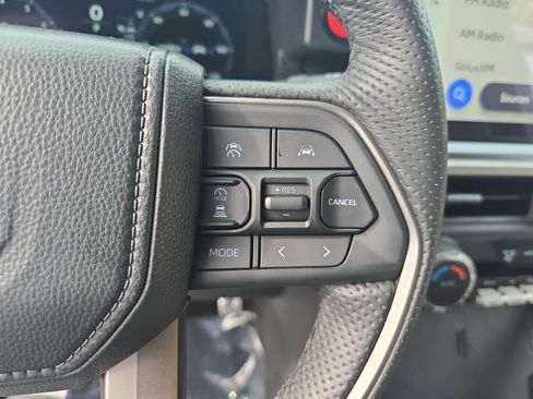 Used 2024 Toyota Tacoma TRD Sport image 20