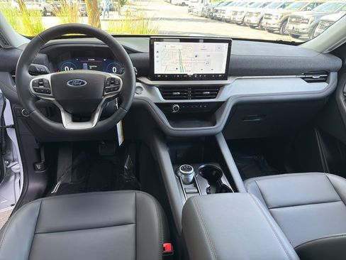 New 2026 Ford Explorer Active w/ Active Comfort Package AWD/4WD image 23