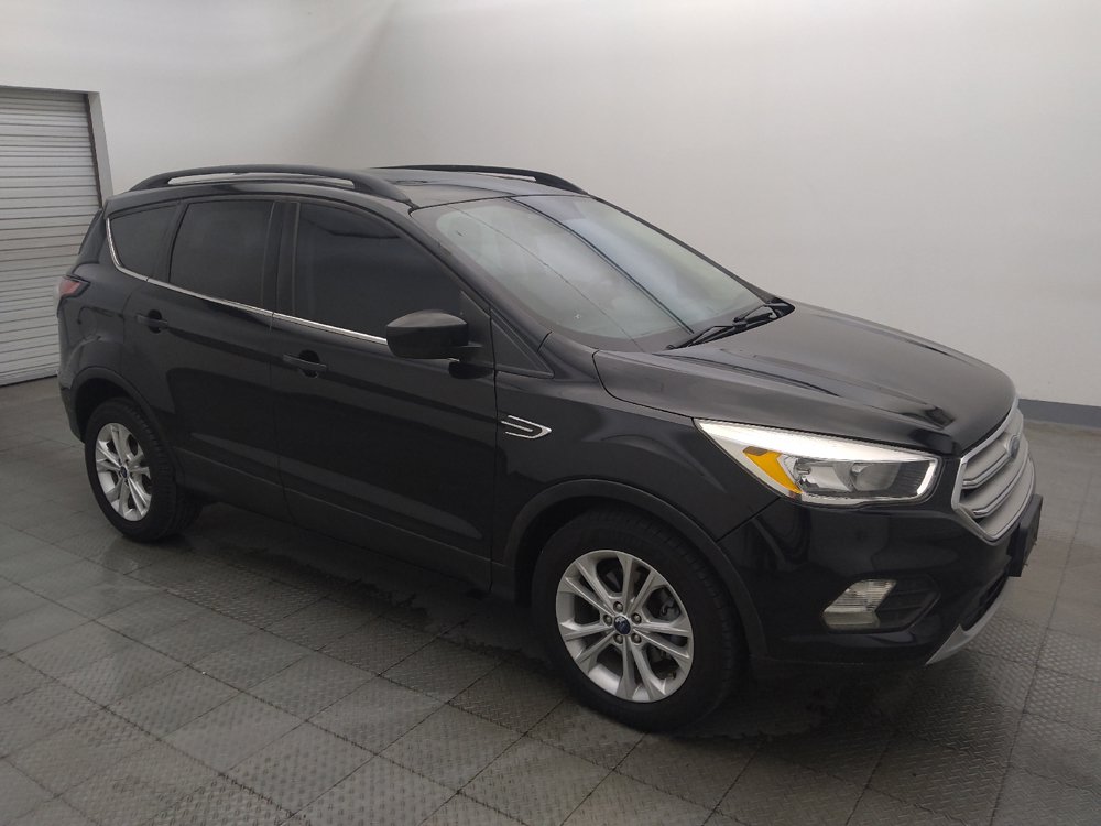 Used 2018 Ford Escape SE FWD image 11