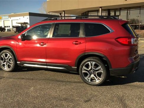 Used 2024 Subaru Ascent Limited w/ Technology Package image 6