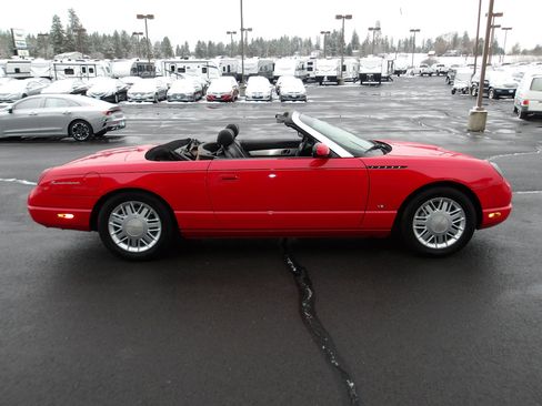 Used 2003 Ford Thunderbird image 14