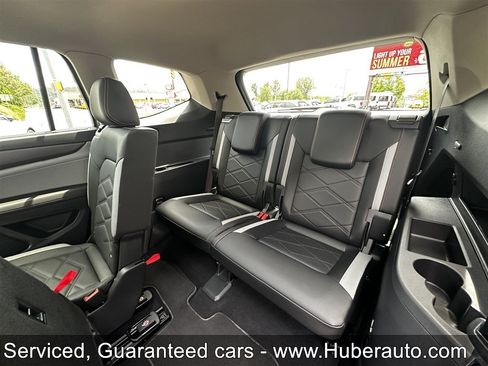 Used 2026 Volkswagen Atlas Peak Edition AWD/4WD image 22