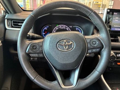 Used 2021 Toyota RAV4 XSE w/ XSE Grade Weather Package AWD/4WD image 23