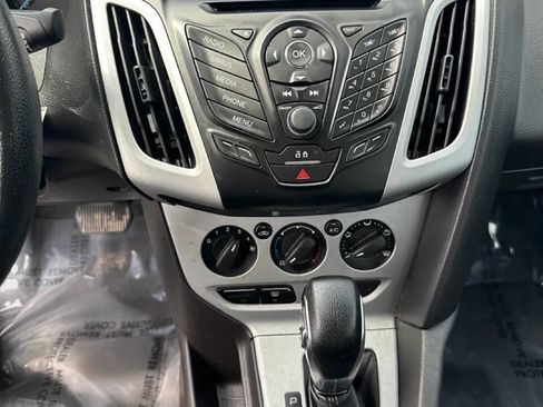 Used 2013 Ford Focus SE image 12
