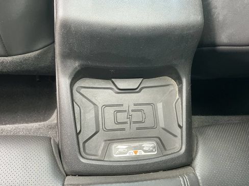 Used 2018 Chevrolet Camaro SS RWD image 20