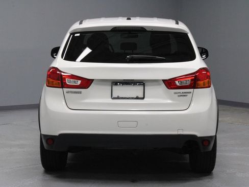 Used 2016 Mitsubishi Outlander Sport ES FWD image 8