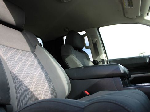 Used 2021 Toyota Tundra SR5 w/ SR5 Upgrade Package image 18