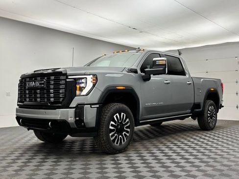 New 2026 GMC Sierra 2500 Denali Ultimate w/ Max Trailering Package image 15