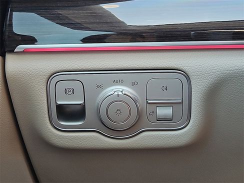 Certified 2025 Mercedes-Benz GLE 350 4MATIC image 22