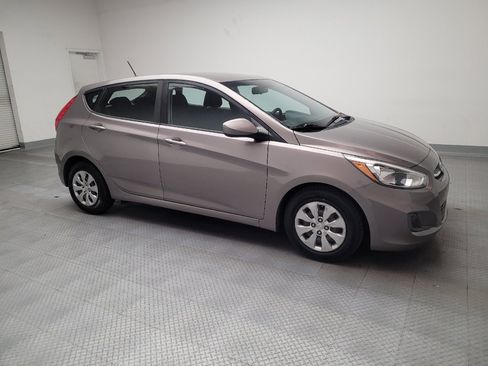 Used 2017 Hyundai Accent SE image 11