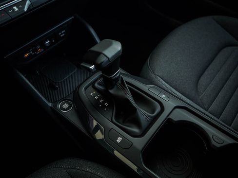 New 2025 Kia K4 EX image 24