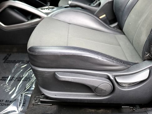 Used 2015 Hyundai Veloster w/ Option Group 03 image 19