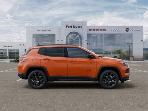 New 2026 Jeep Compass Latitude AWD/4WD image 21