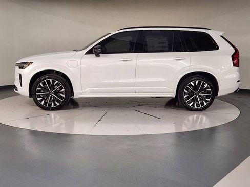 New 2026 Volvo XC90 T8 Ultra w/ Protection Package Premier AWD/4WD image 5