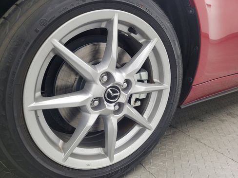 Used 2016 MAZDA MX-5 Miata Sport image 31