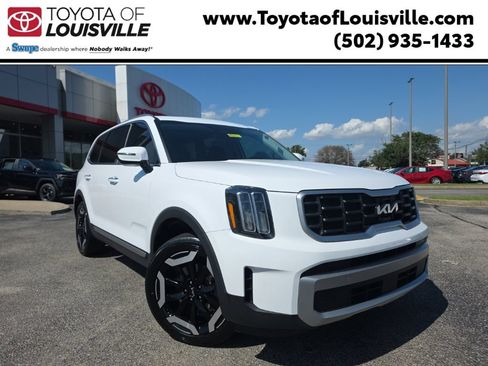 Used 2023 Kia Telluride S w/ S Sunroof Package FWD image 1
