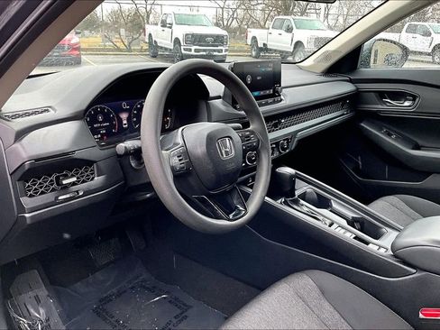 Used 2023 Honda Accord EX image 13