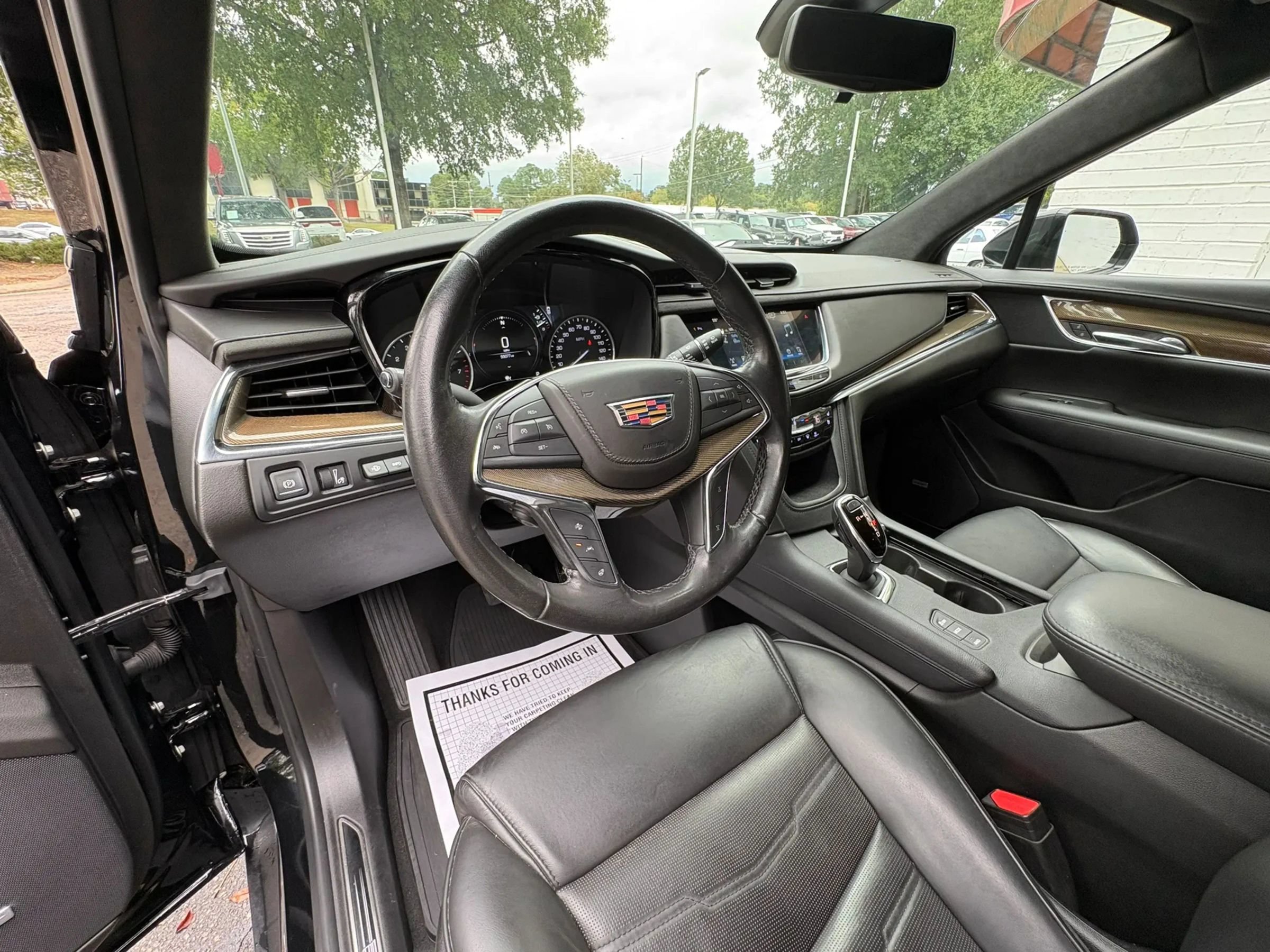 Used 2019 Cadillac XT5 Platinum AWD/4WD image 31