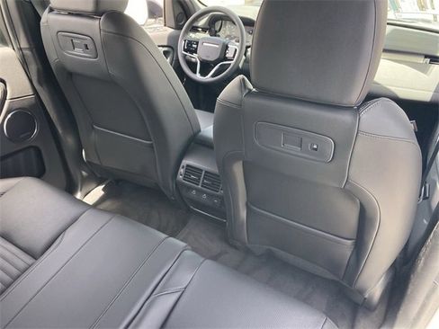 New 2024 Land Rover Discovery Sport Dynamic SE image 14