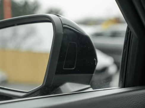 Used 2020 Audi Q3 2.0T Premium Plus w/ Premium Plus Package image 18