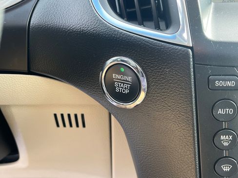 Used 2018 Ford Edge Titanium w/ Equipment Group 302A image 9