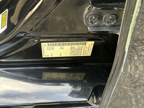 Used 2017 Nissan Maxima Platinum image 18