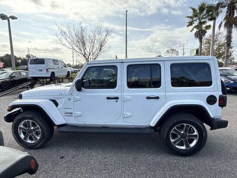 Used 2021 Jeep Wrangler Unlimited Sahara image 7