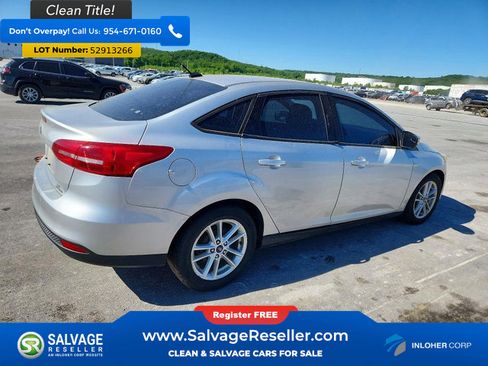 Used 2016 Ford Focus SE FWD image 4